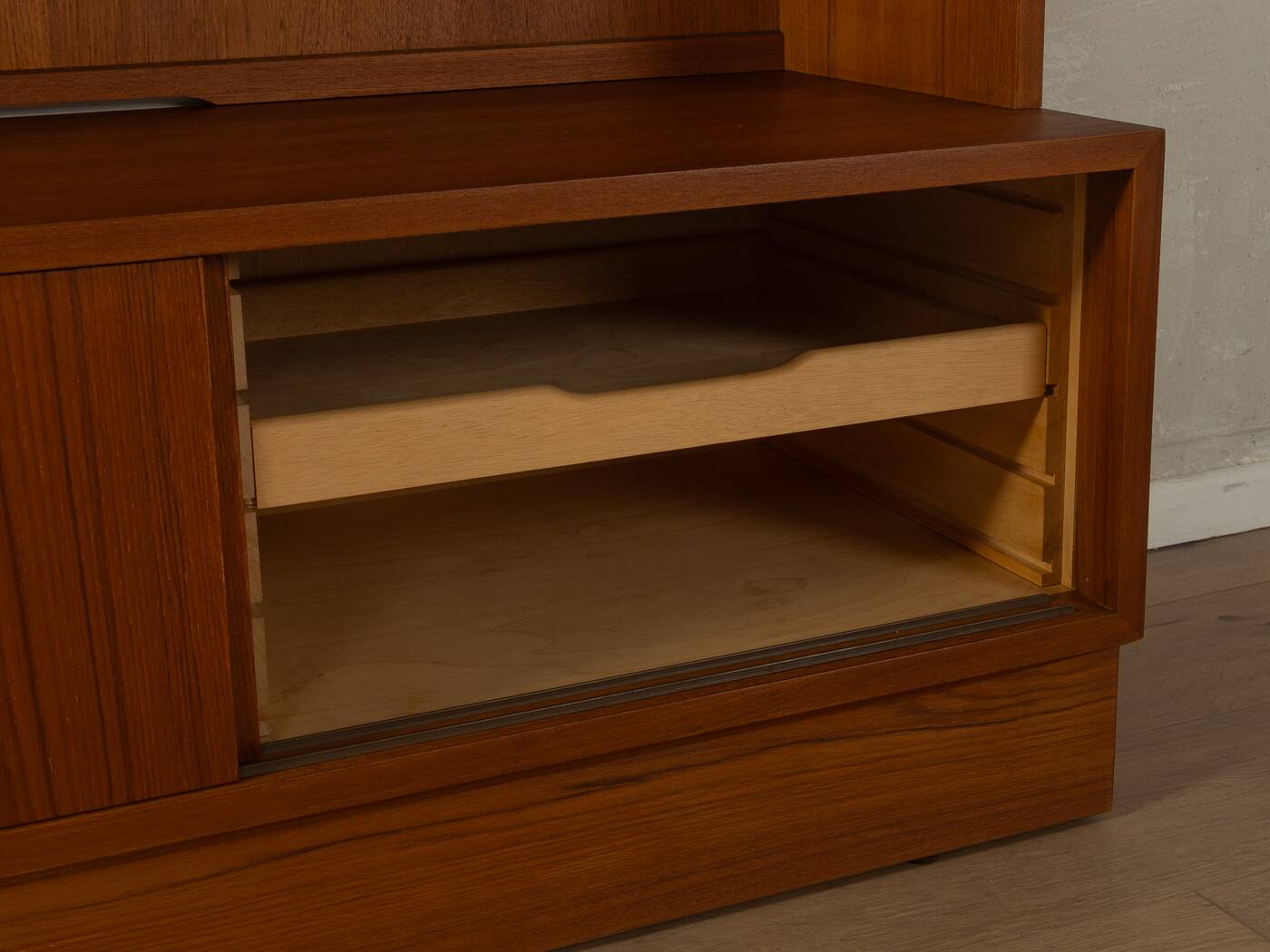 1960s cabinet, Poul Hundevad