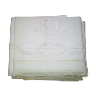 4 old embroidered sheet set