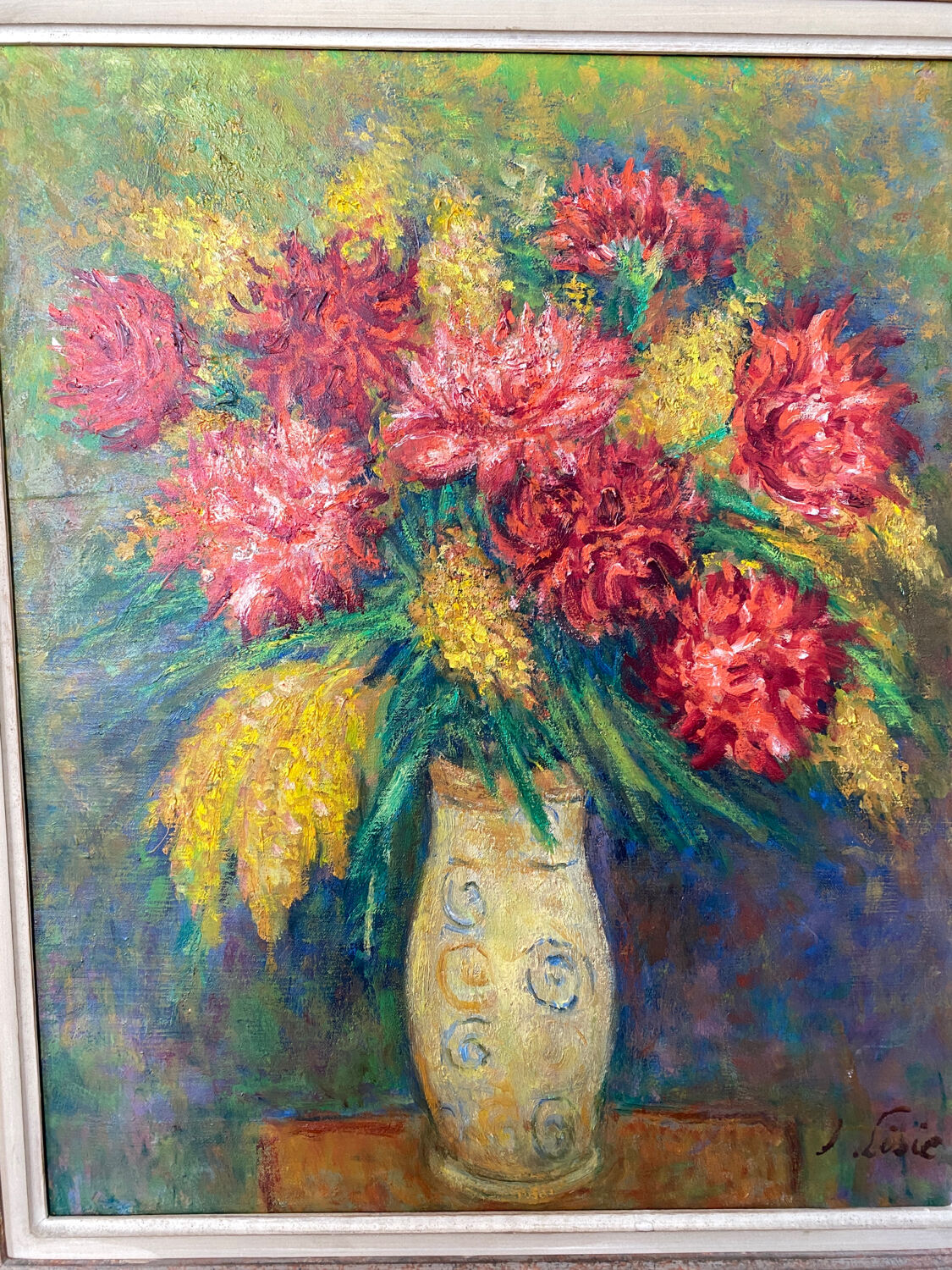 Bouquet of flowers signed Lisie (1892-1983)