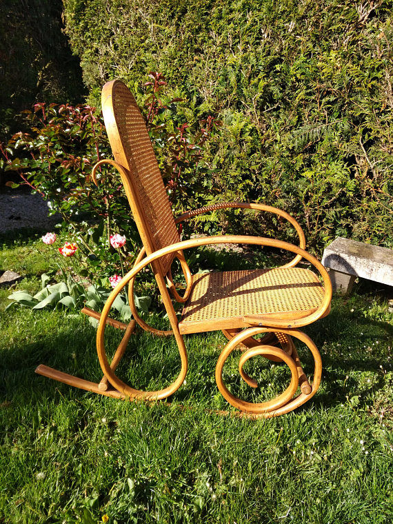 Fauteuil rocking chair refait à neuf