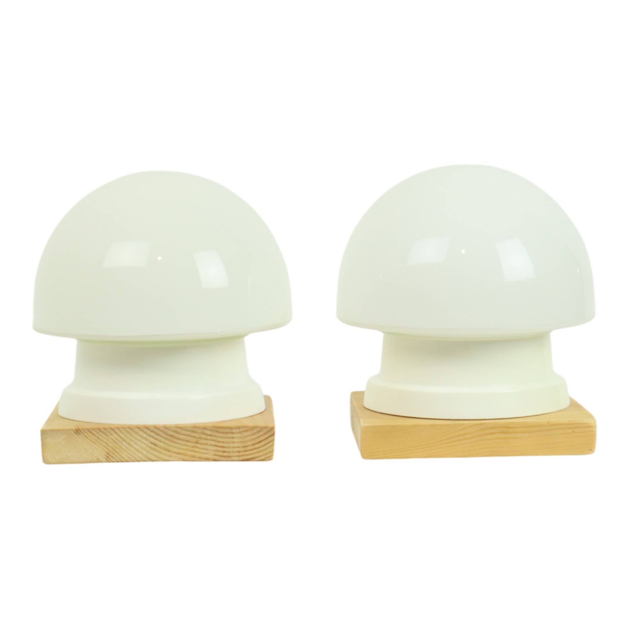 Paire de Lampes de Nuit Champignons Opaline Vintage