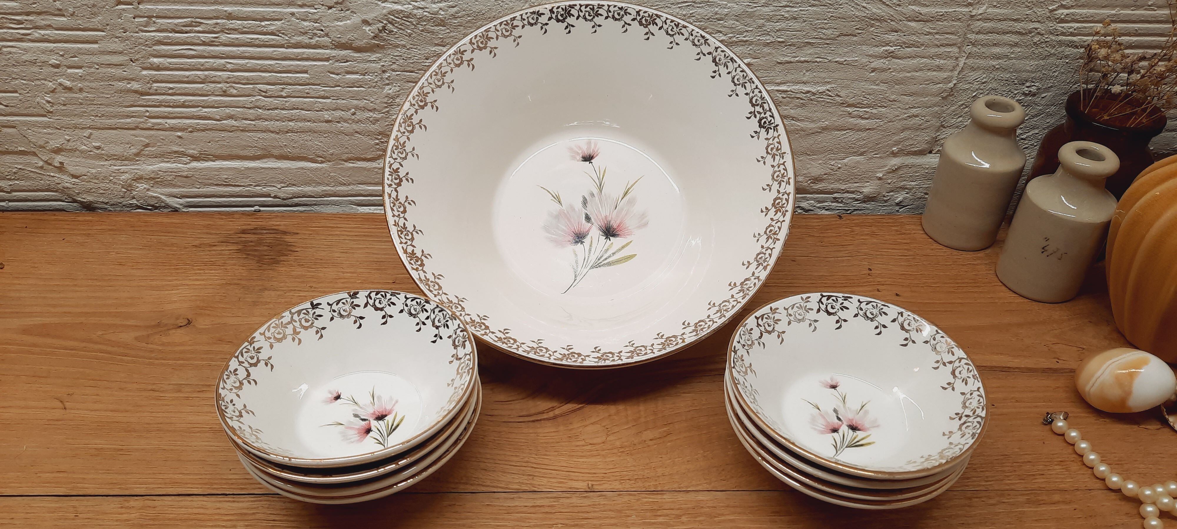 Set salad bowl and 8 Sarreguemines cups