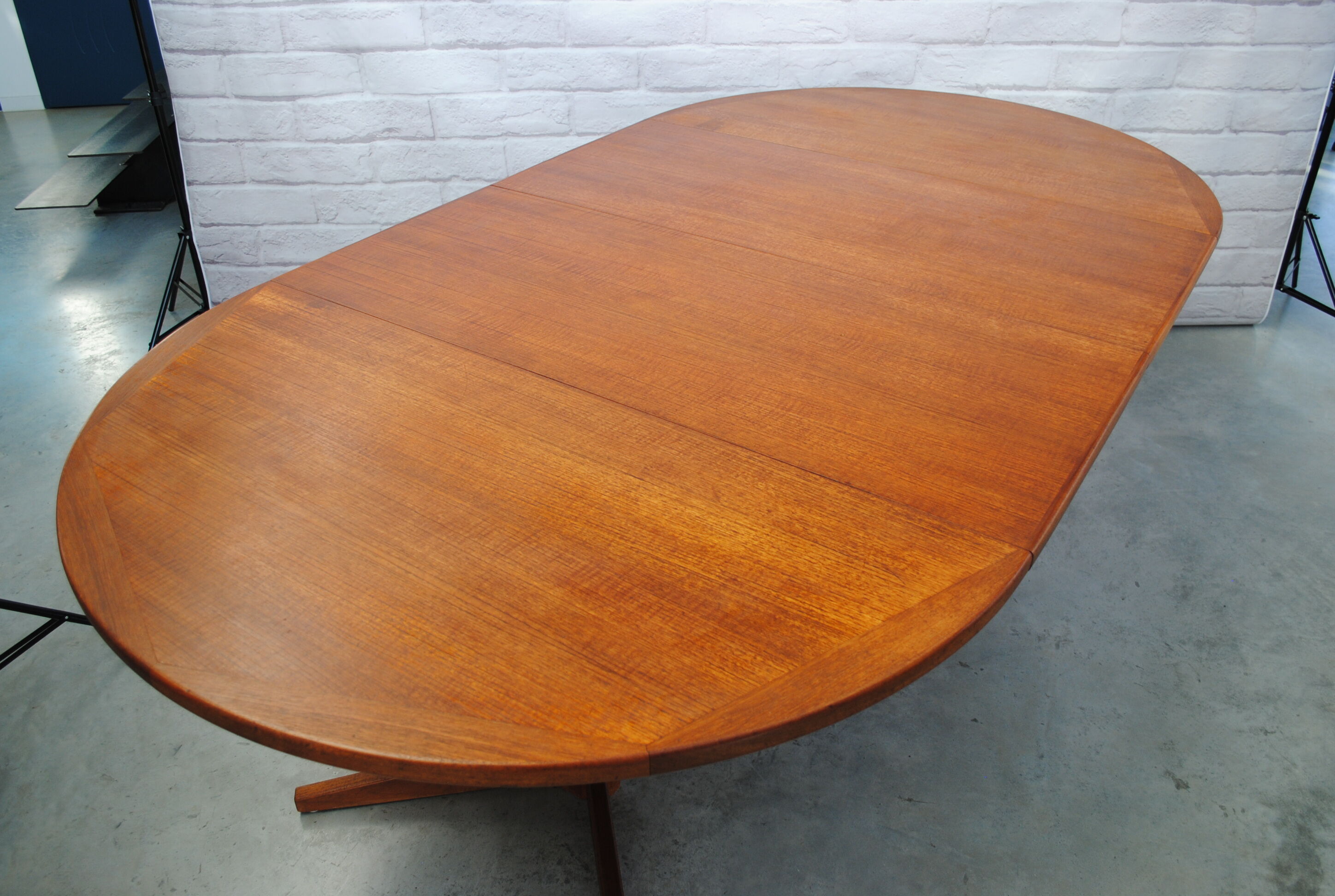 Table to eat expandable in teck