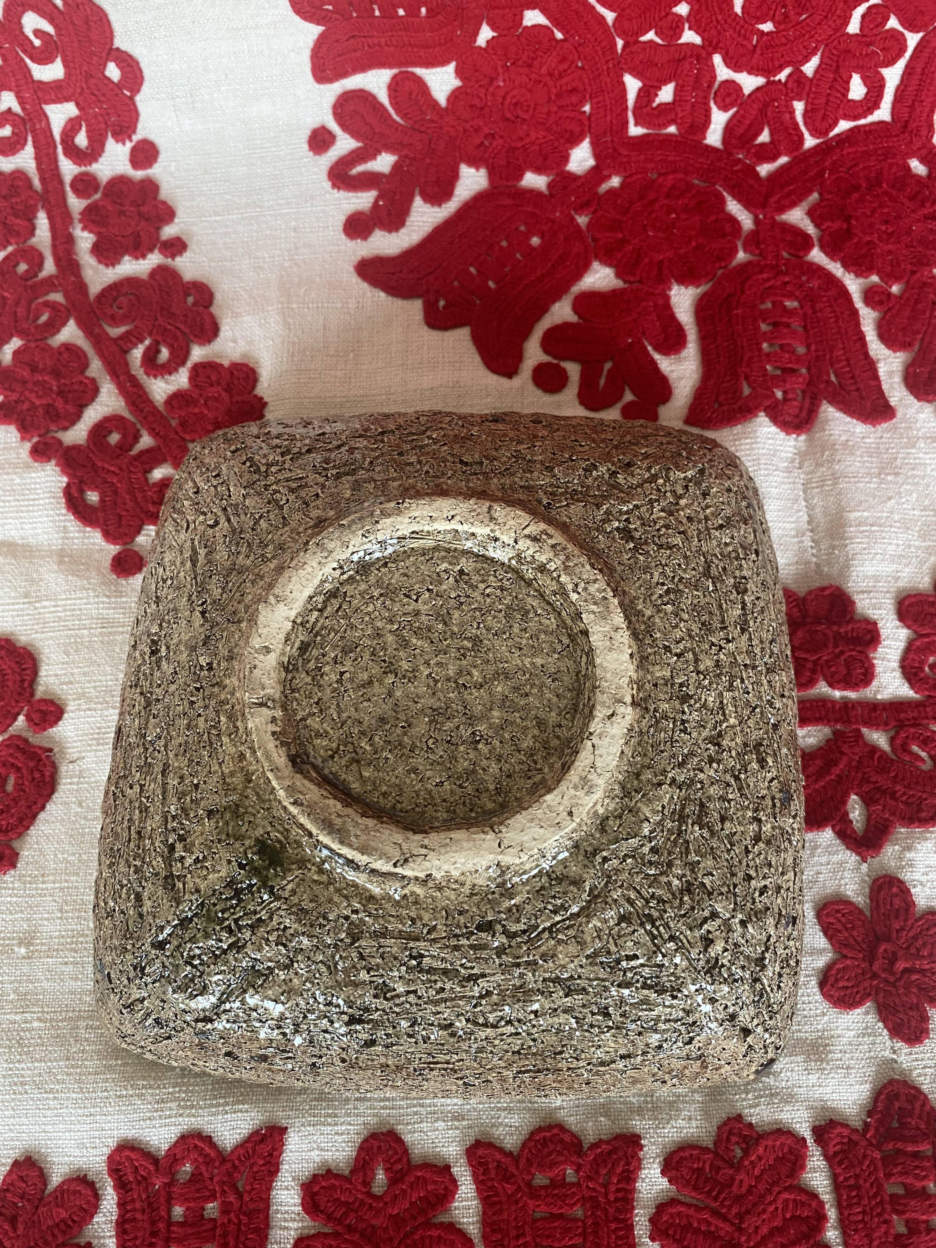 Glazed enamelled stone dish