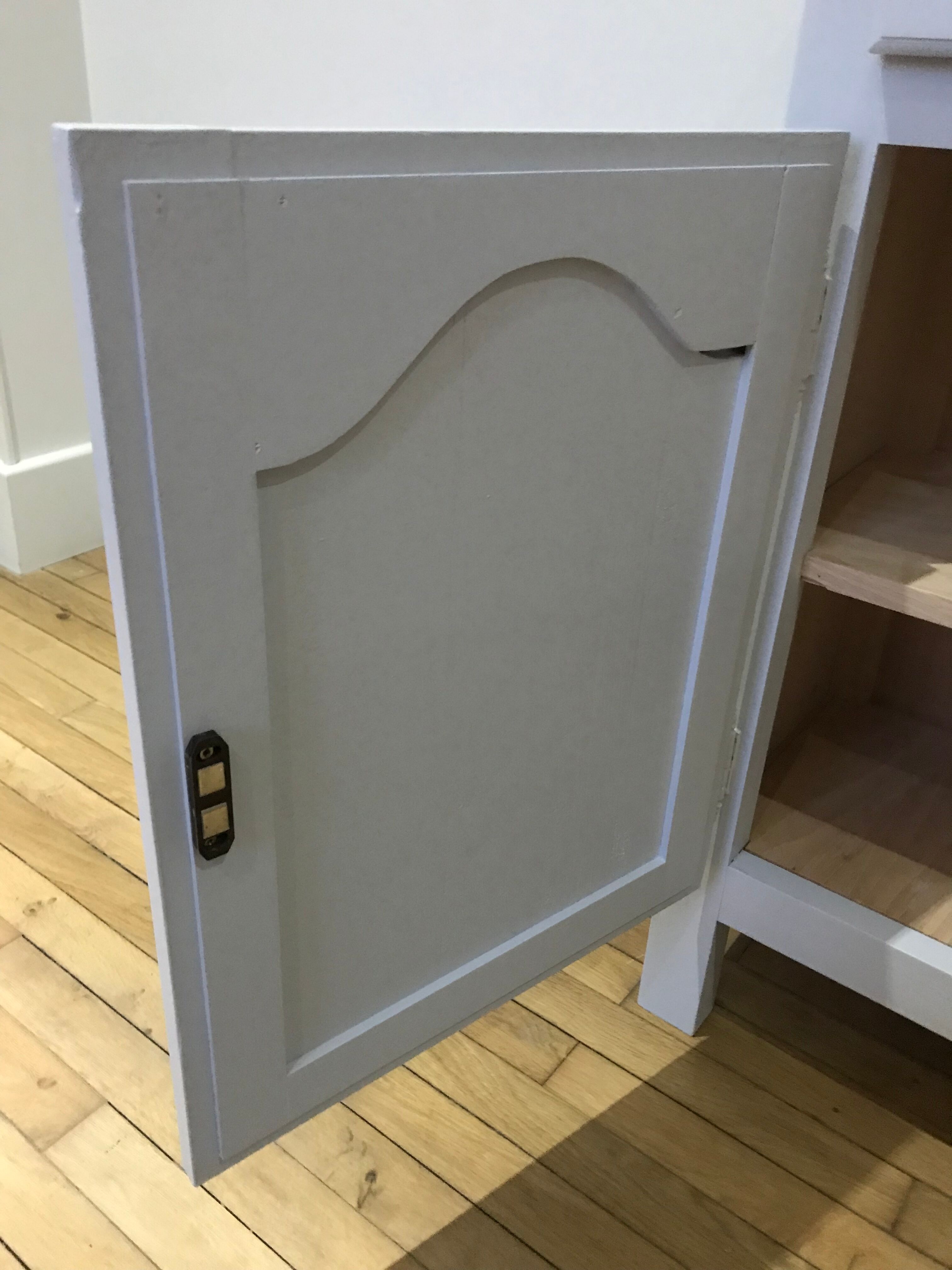 Parisian buffet type confiturier