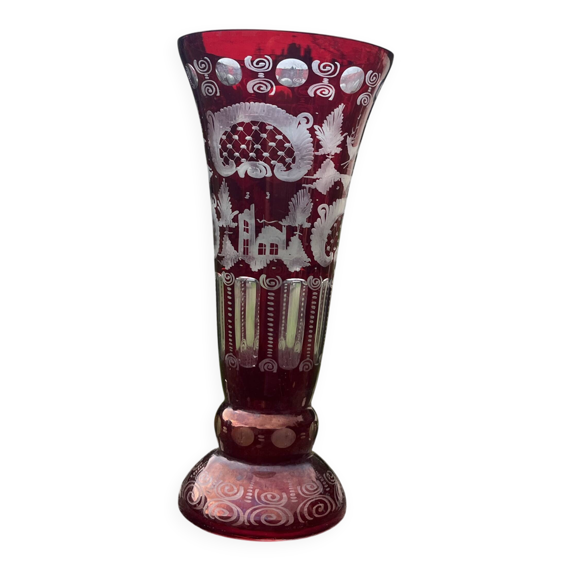 Ruby red crystal vase with peacock castle engraving - Bohemian style