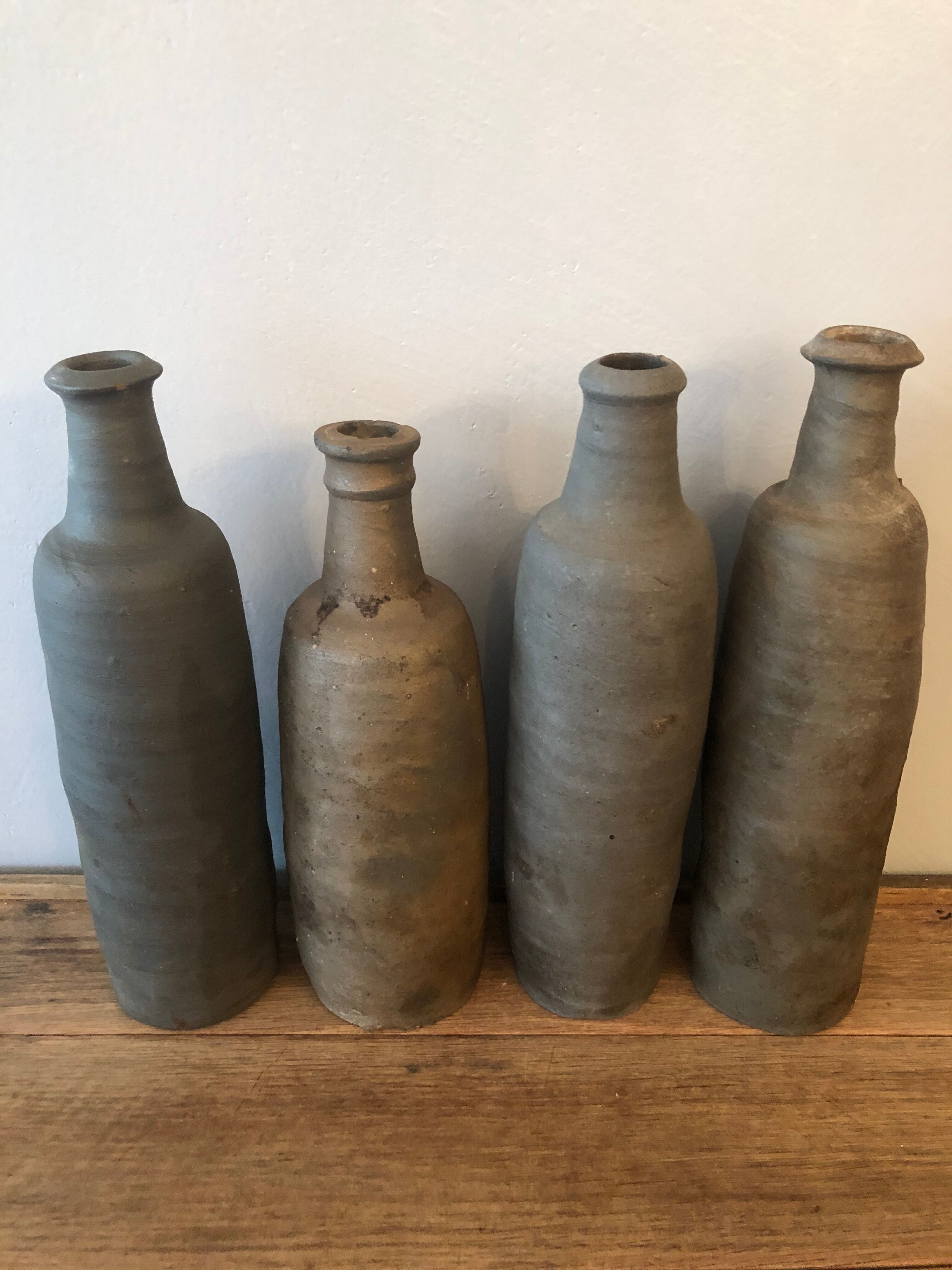 Set de 4 bouteilles en grès