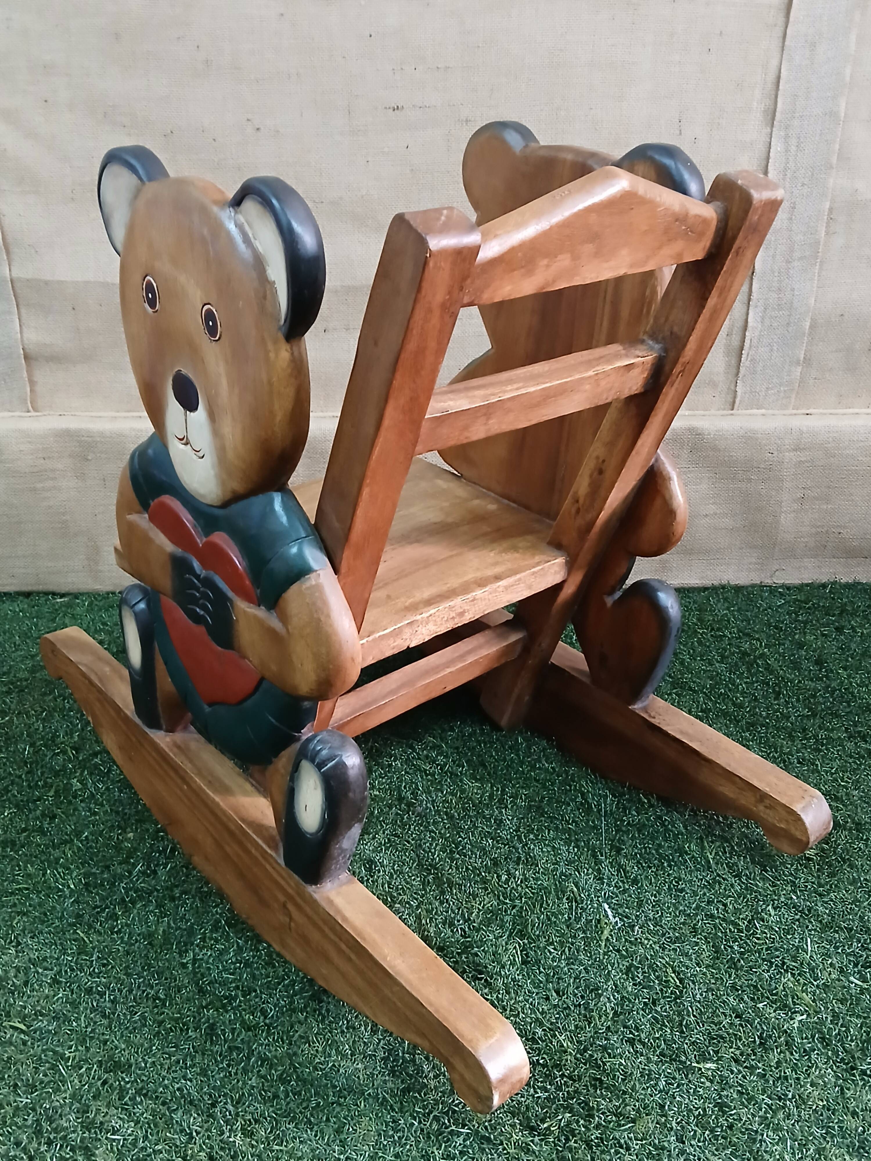 Wooden child seat