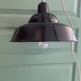 Enamelled sheet metal pendant light, fabric cable