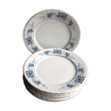 Set of 8 flat plates