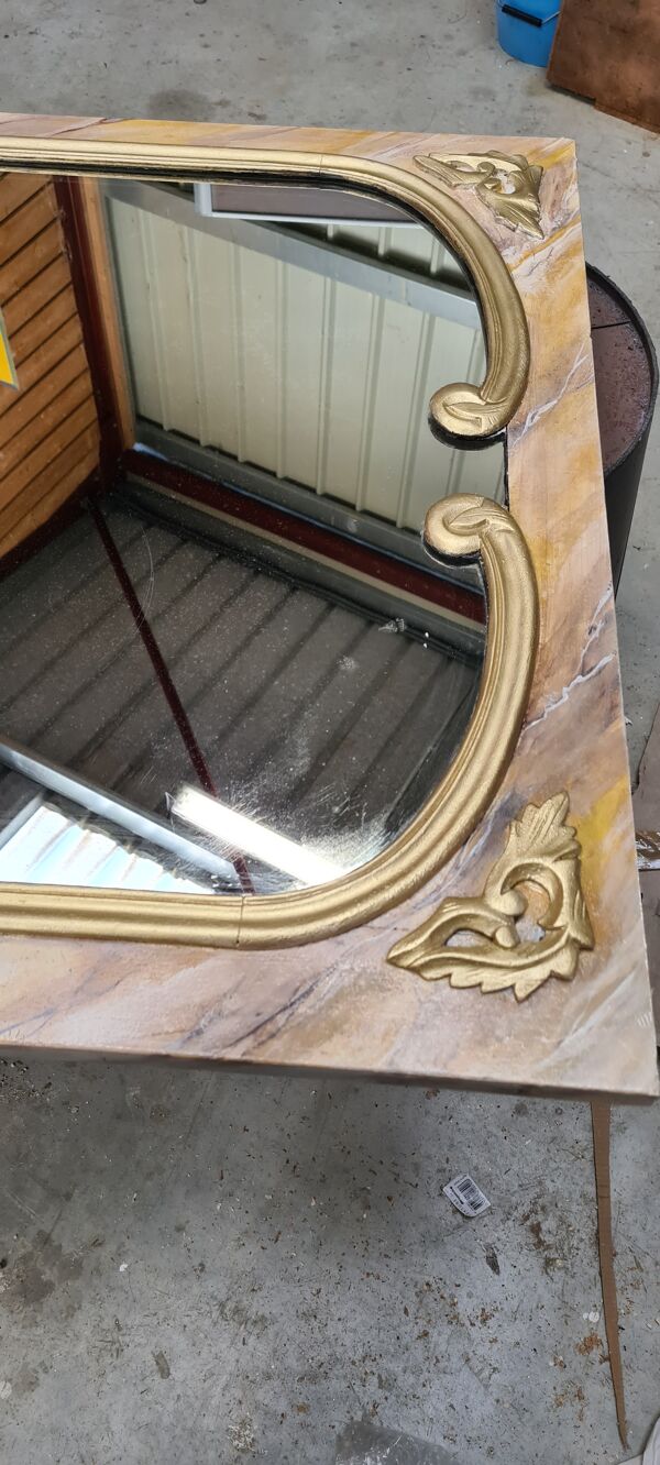 Miroir bois faux marbre, 134x80 verre au mercure