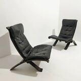 Pair of armchairs by Manufattura Italianna. Italy, 1970.