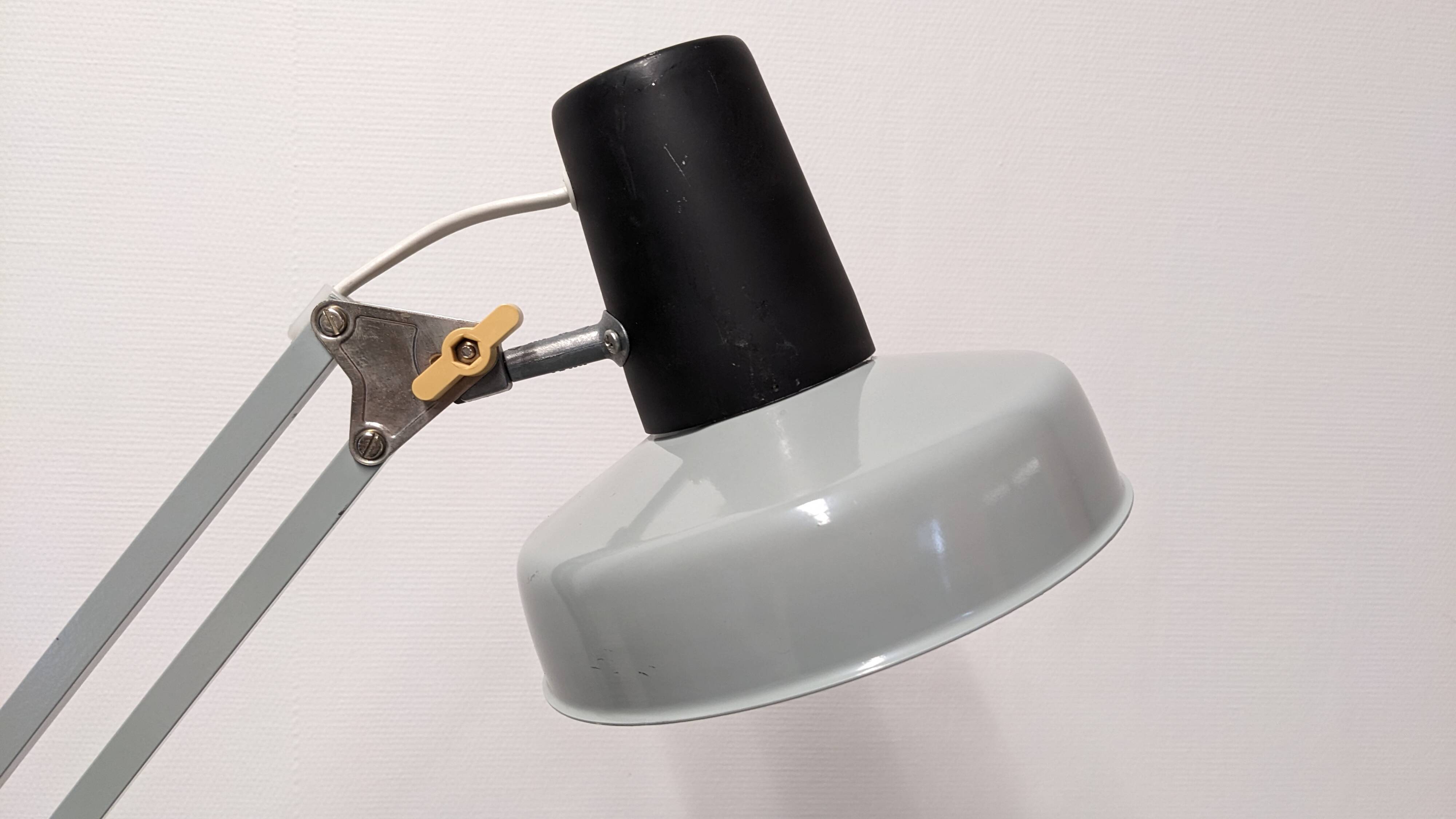 Lampe d'architecte ou de bureau articulée par Mathias, France vers 1970
