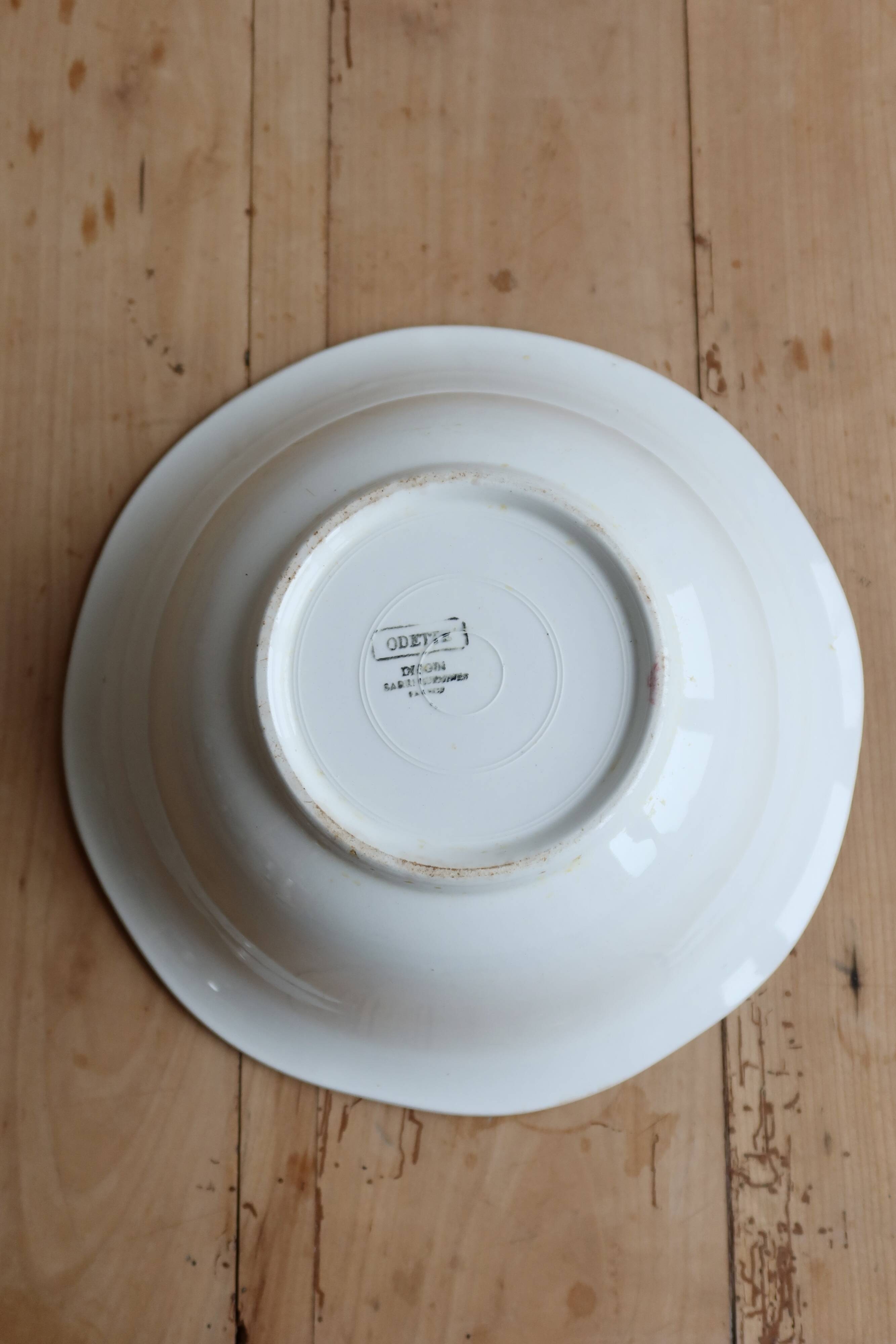 Vintage earthenware salad bowl from Digoin Sarreguemines, model Odette.