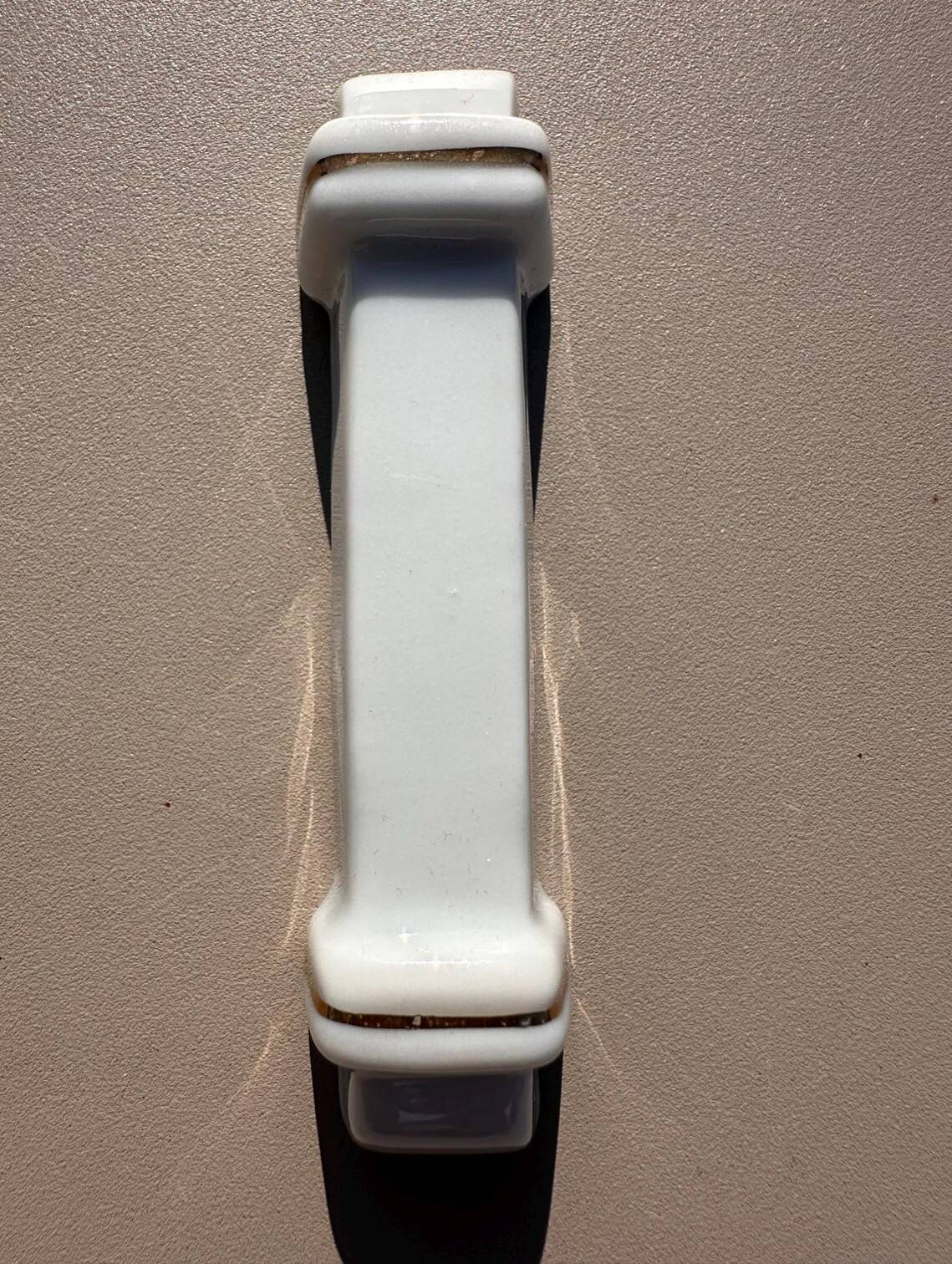 Vintage Knife Rest in White Porcelain with Gold Trim