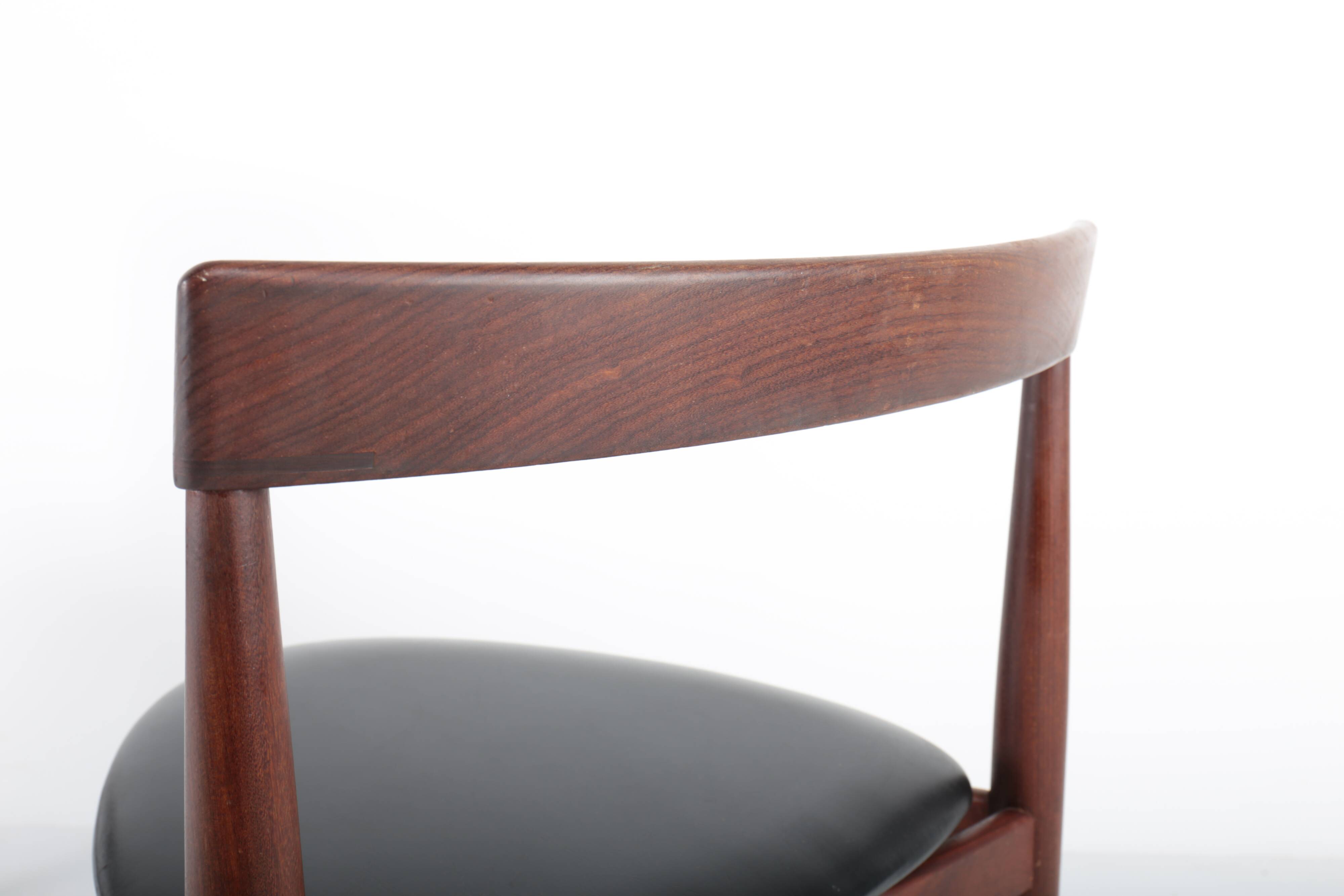 Pair of "Roundette" chairs by Hans Olsen for Frem Rolje, Denmark