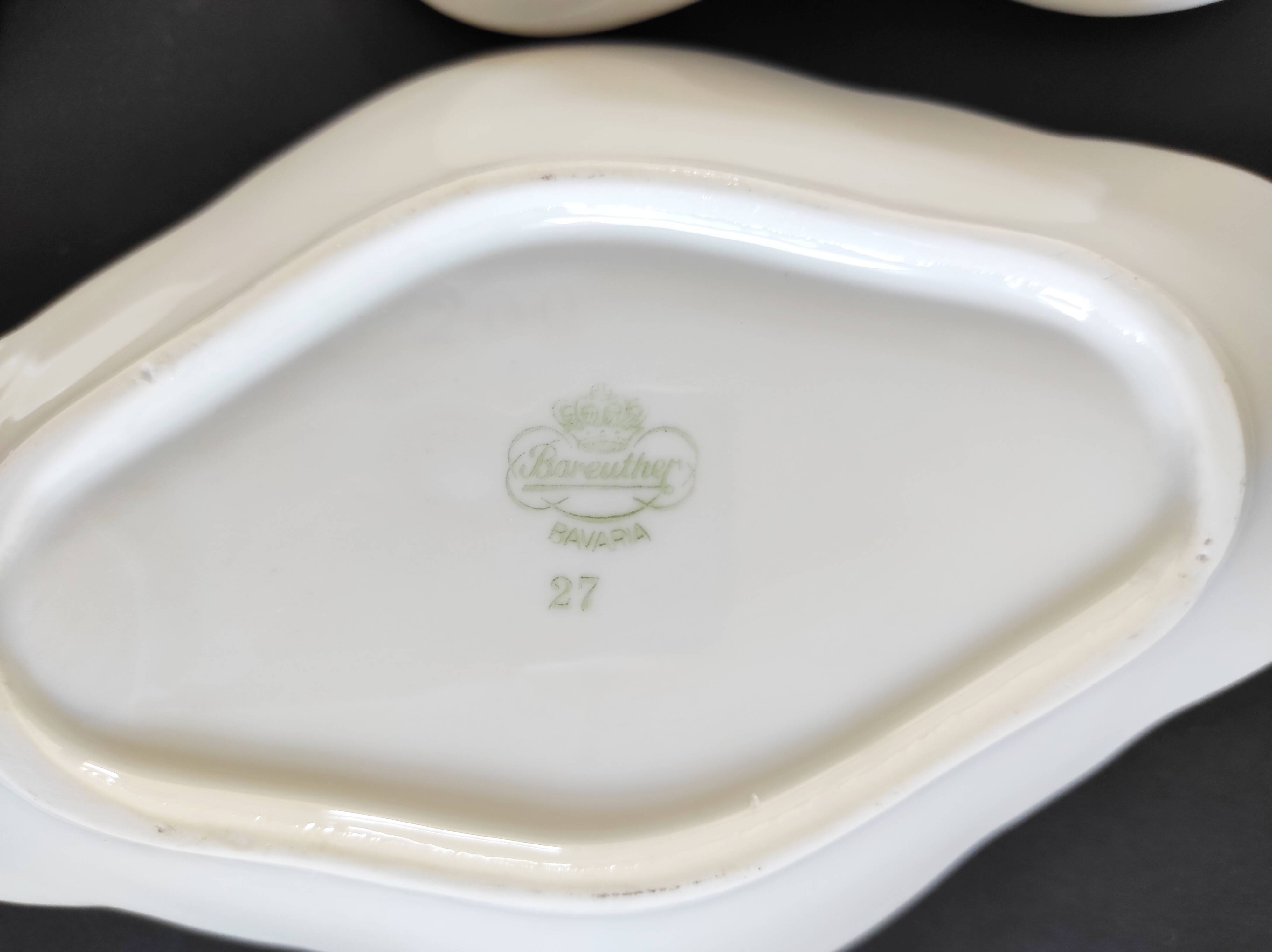 6 small German porcelain dishes