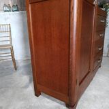 Asymmetrical wardrobe