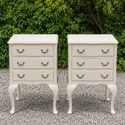 Pair of renovated antique bedside tables – Ivory from Orfèvres Libéron – 3 drawers