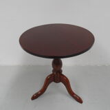 Antique mahogany round side table