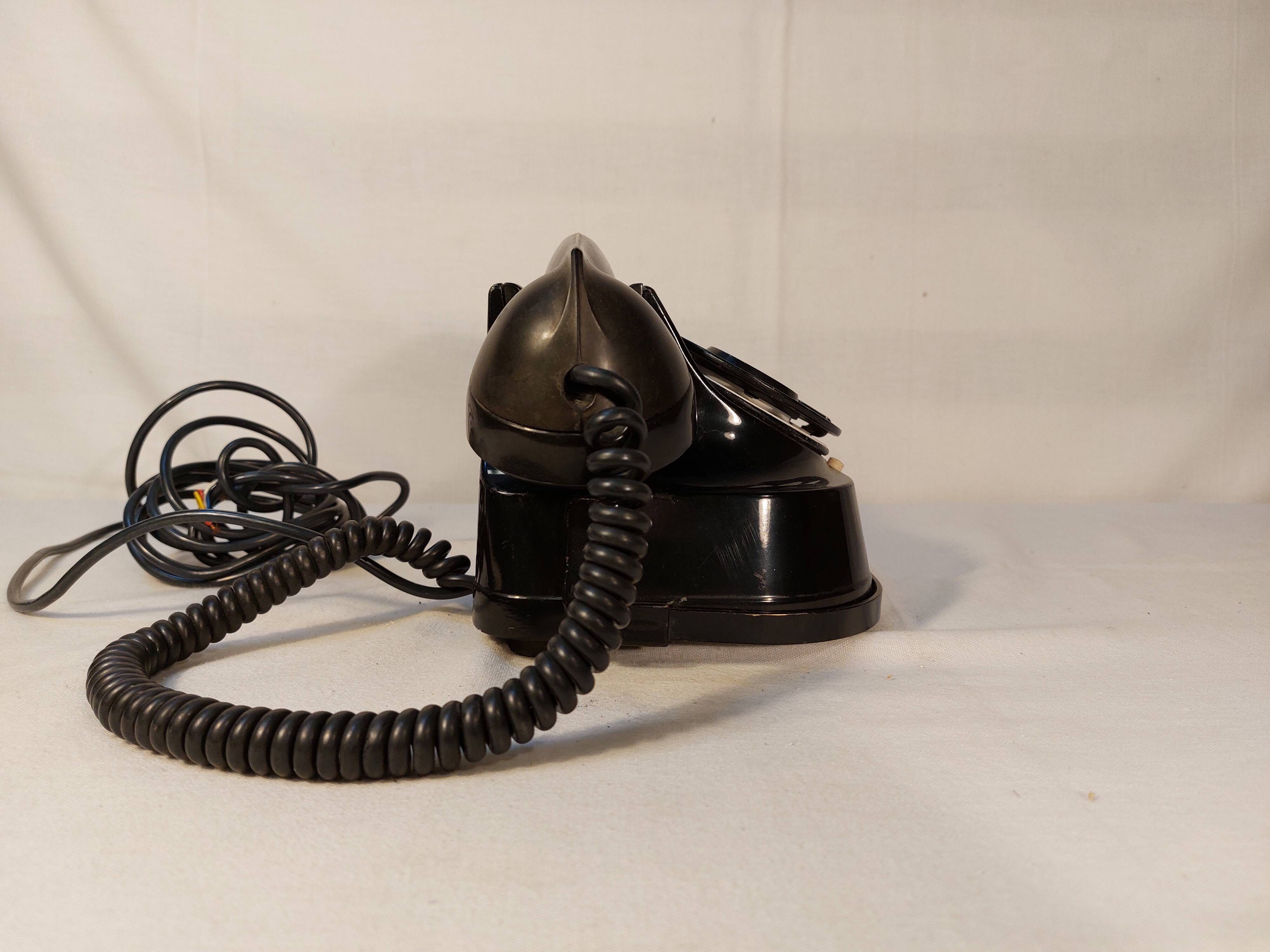 Old Belgian RTT 56B dial telephone in black bakelite