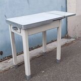 Table de cuisine vintage