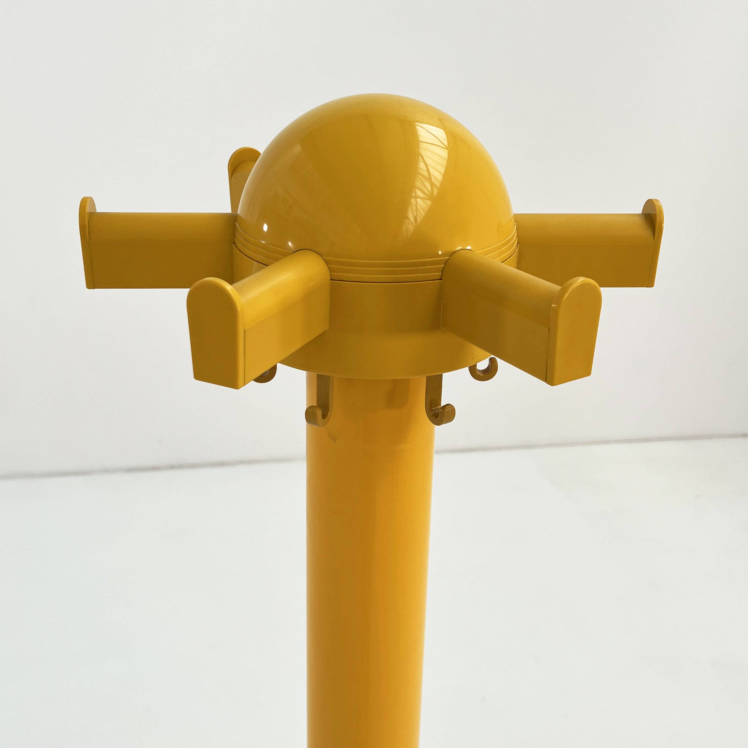 Yellow freestanding coat rack Model 4653 by Kartell, 1970