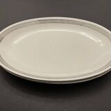 2 oval porcelain dishes