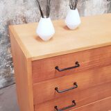 Vintage chest of drawers