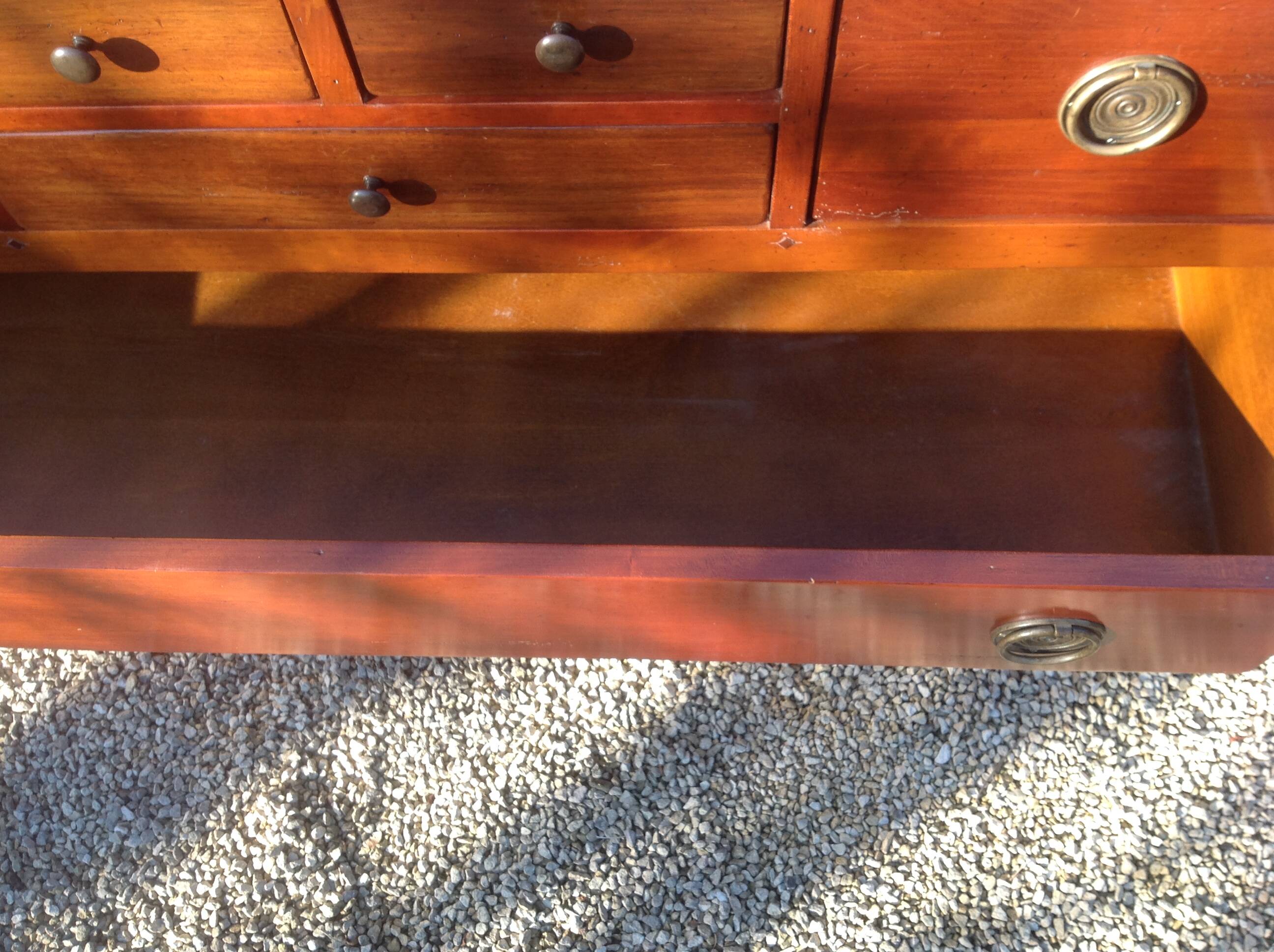 Large 7-drawer chest of drawers