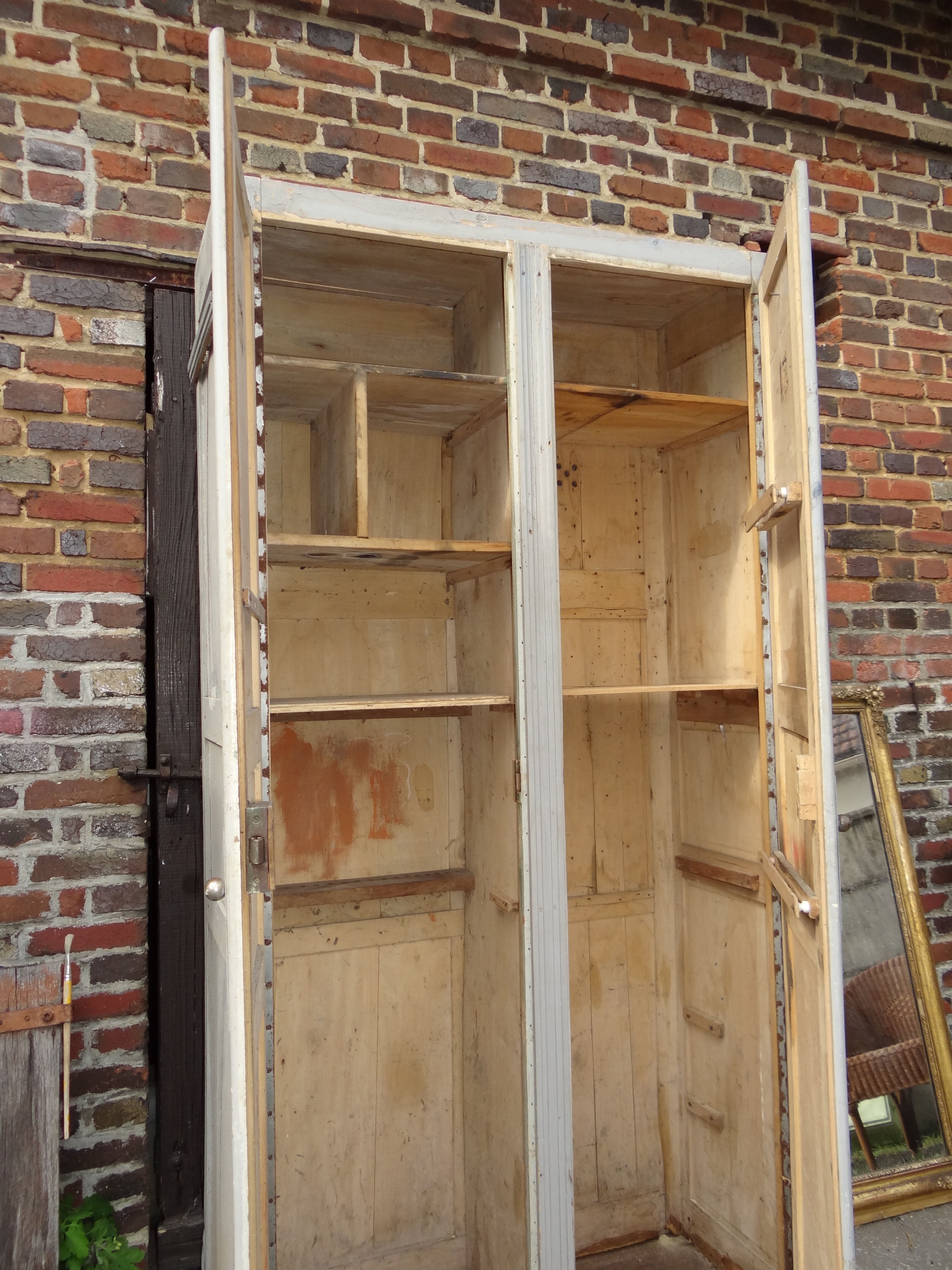 Grey parisian wardrobe