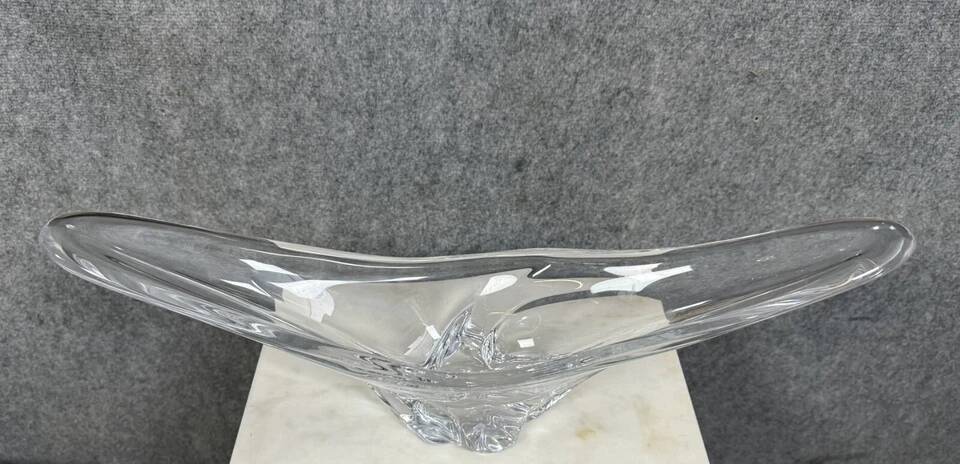 Daum: crystal fruit bowl centerpiece circa 1970