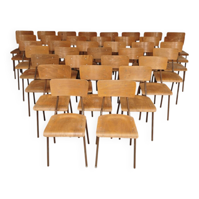 Lot de 35 chaises d'école tchèque Kovona style bistrot des