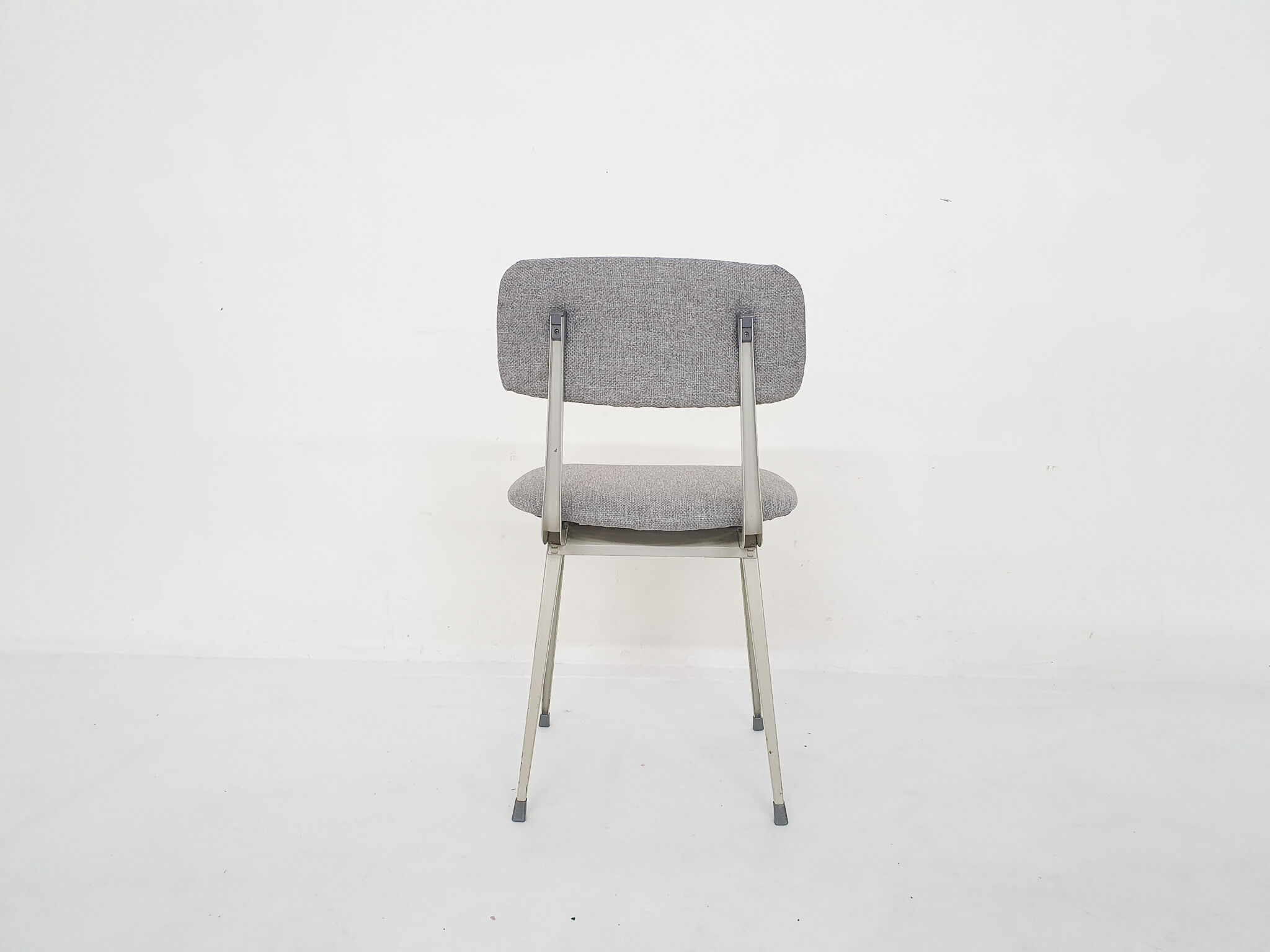 Grey Friso Kramer for Ahrend de Cirkel "Result"chair, The Netherlands 1960's