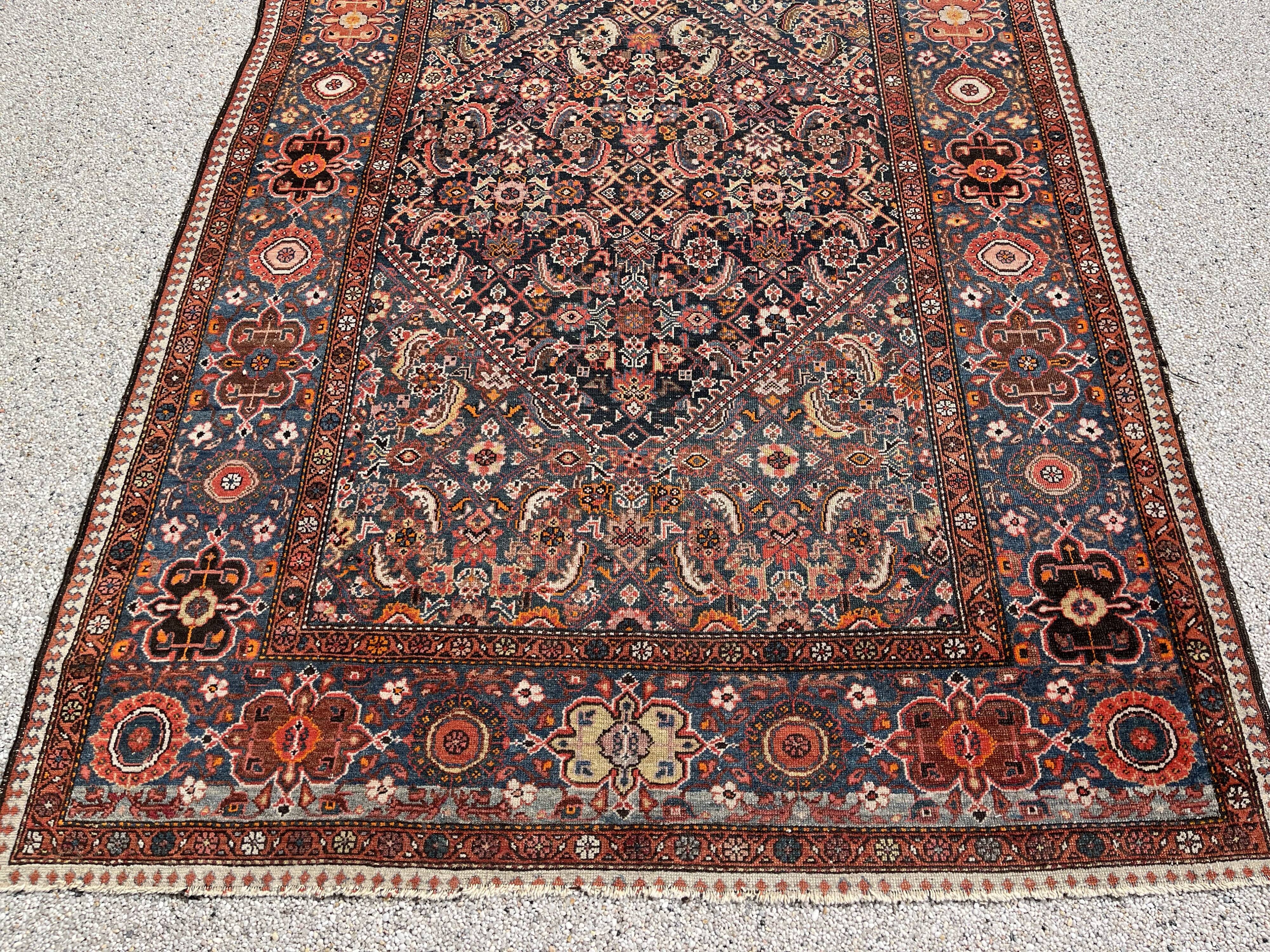 Antique Persian carpet Bakhtiari
