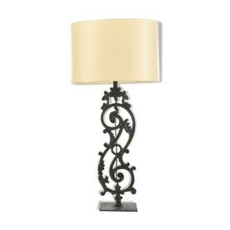 Iron cast iron railing lamp