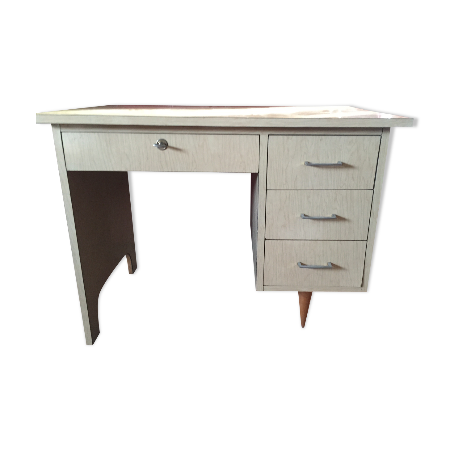 Formica desk