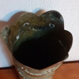 Vase en douille d'obus sculpté dans les tranchées