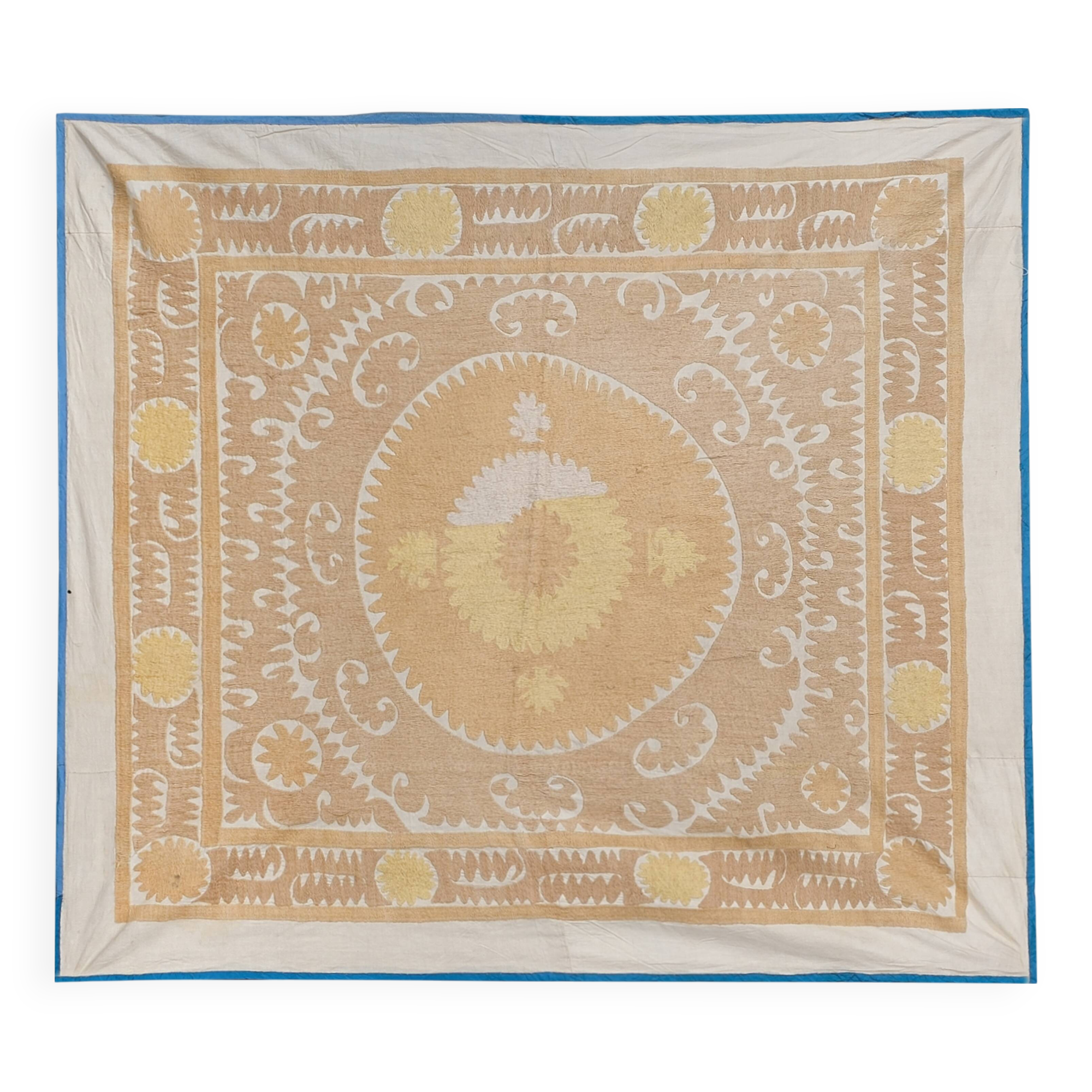 Hand knotted rug, vintage turkish rug 132x150 cm