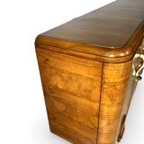 Buffet en noyer Art déco italien, de grande qualité.