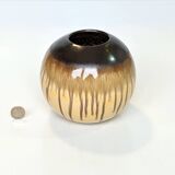 Glazed ceramic ball vase from the Broste Copenhagen brand