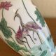 Grand vase en opaline blanche décor asiatique émaillé