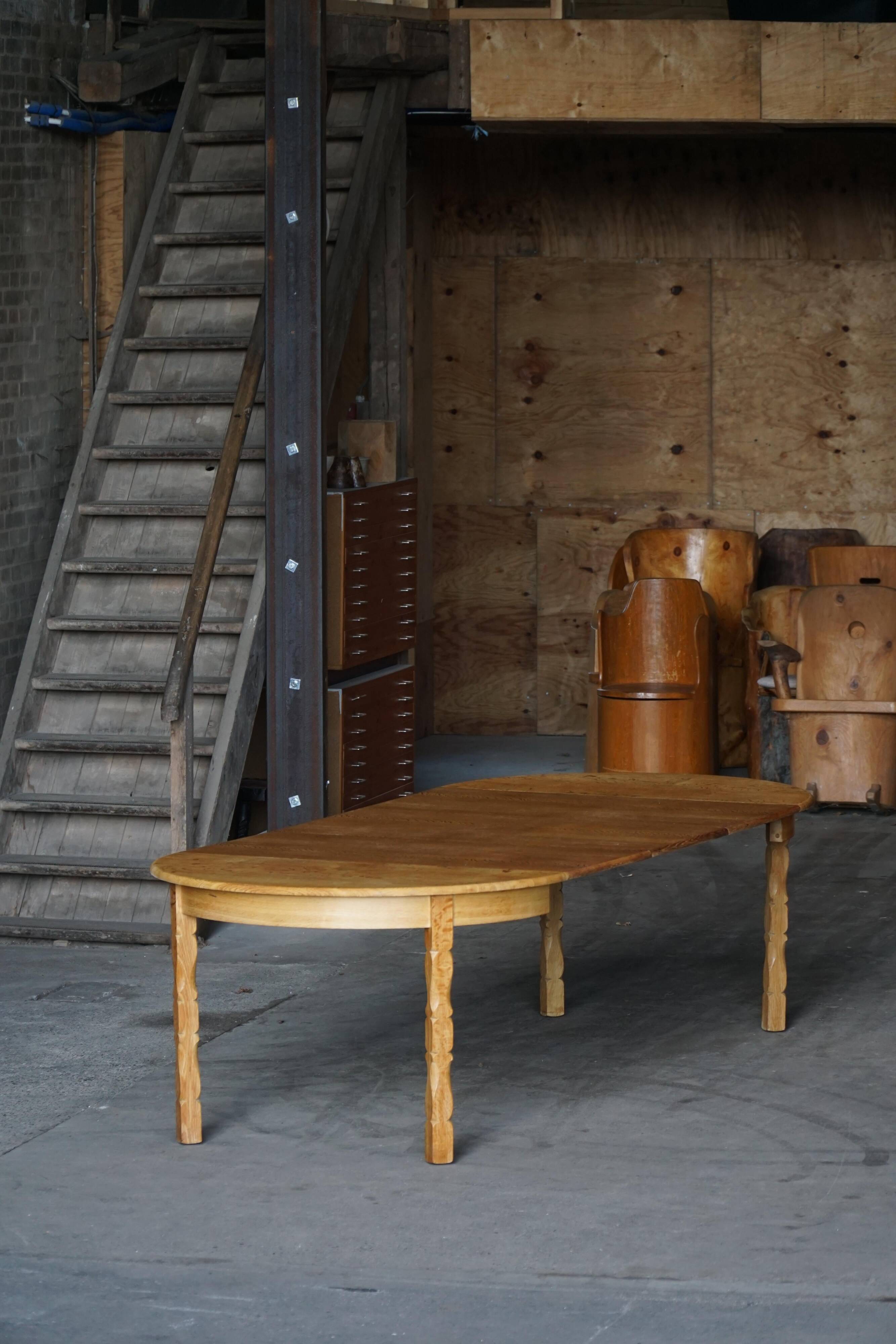 Mid-century round oak dining table with three extensions, Danish modern, 1960s.