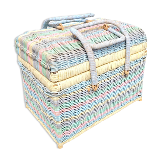Wicker pastel case