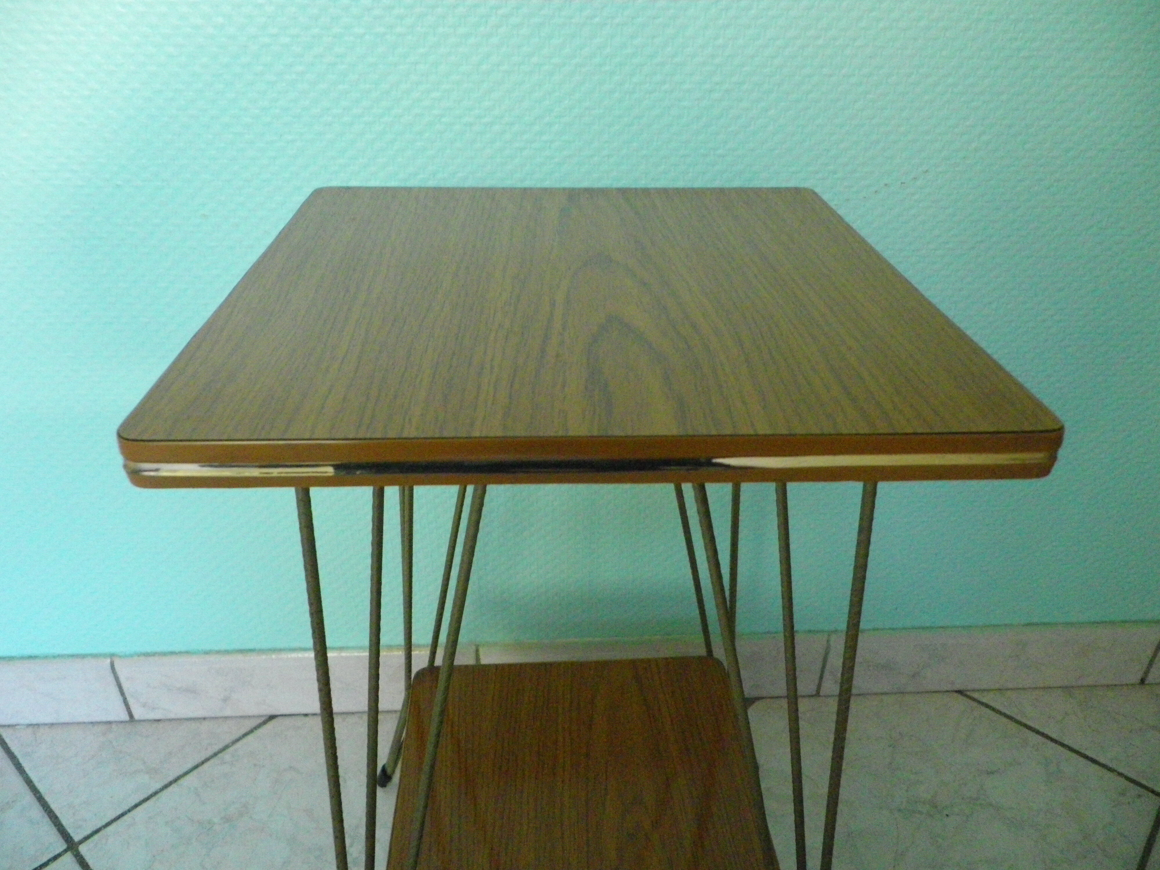 Formica side shelf, 2 shelves, gold metal - 60s