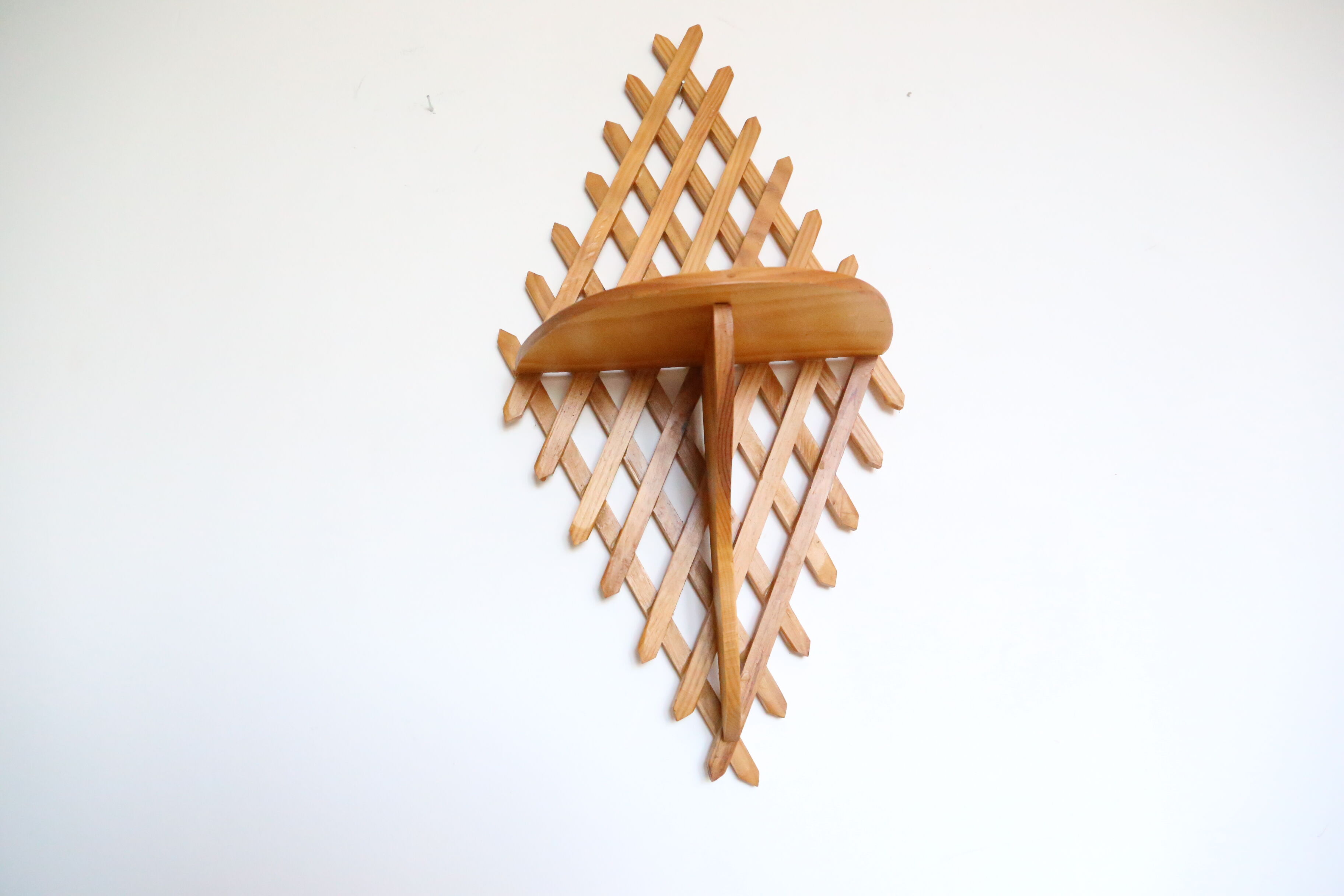 Wall shelf, Scandinavian