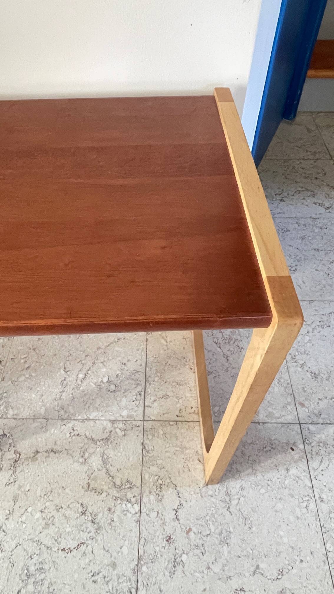Table basse bois exotique vintage