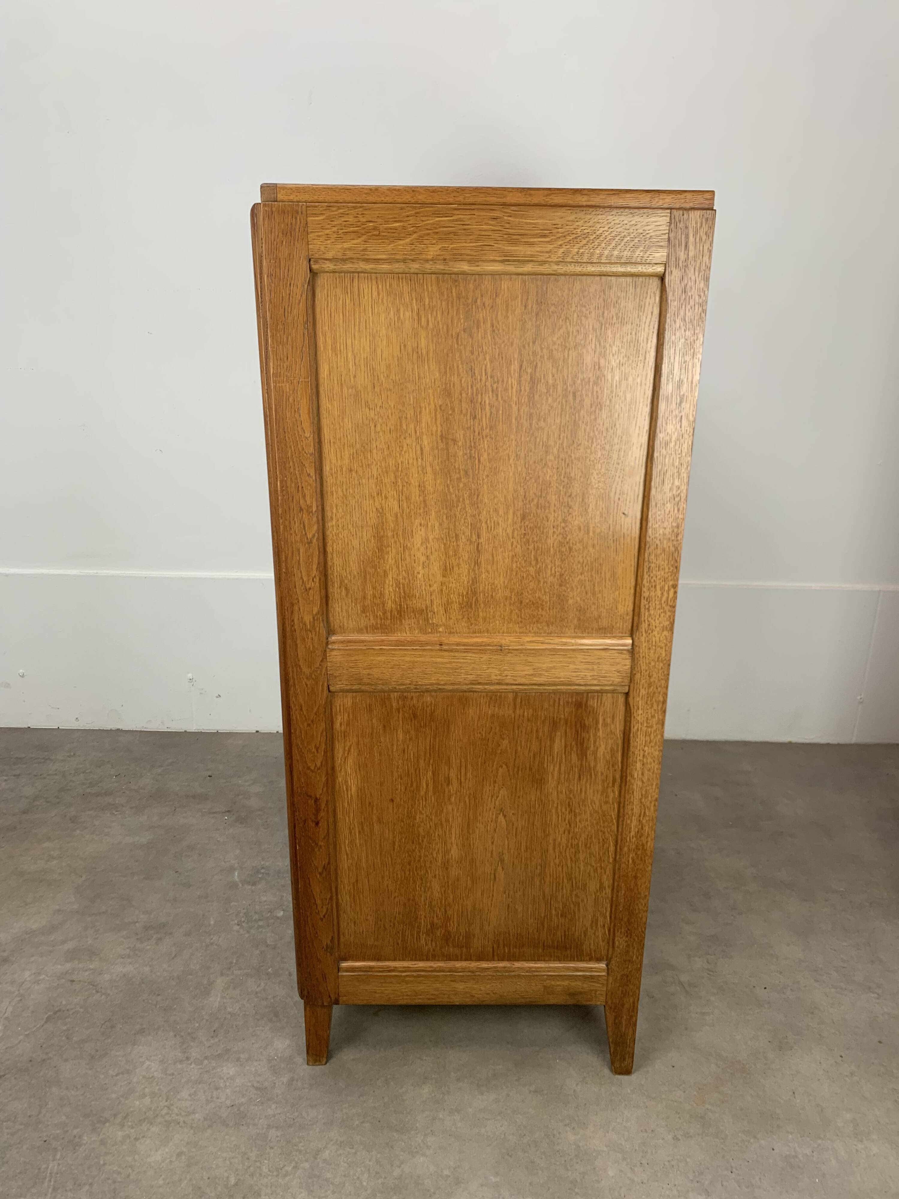 Vintage oak chest of drawers from the 50s