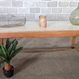 Farm table