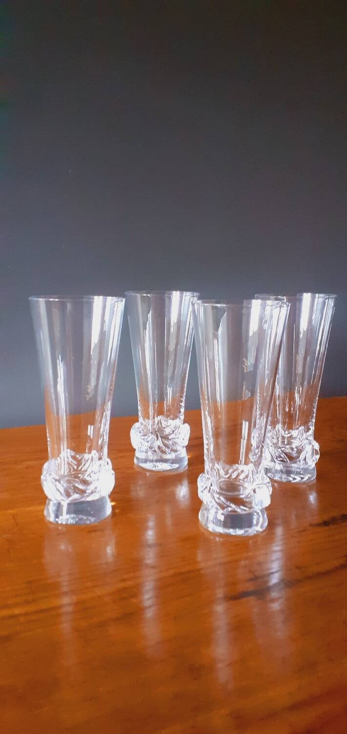 4 Champagne flutes from the 1950s in Daum crystal, Sorcy model